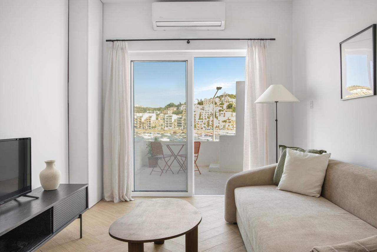 Modern Seafront 2Bd Apartment With Terrace & Sea View - Xemxija San Pawl il-Baħar Kültér fotó